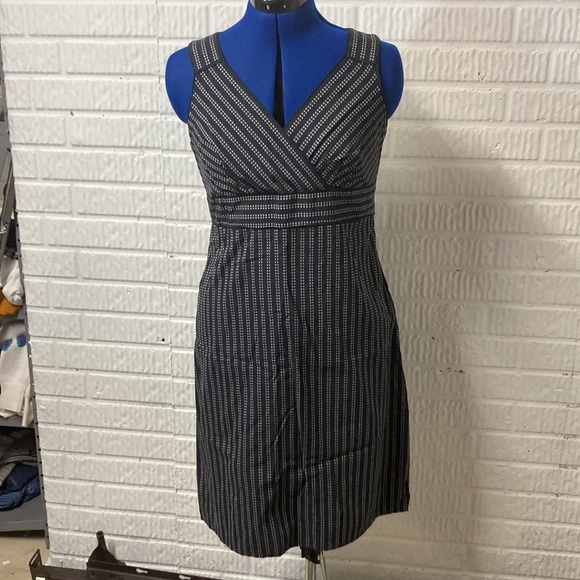 Ann Taylor Loft Petite Dress - Picture 1 of 3
